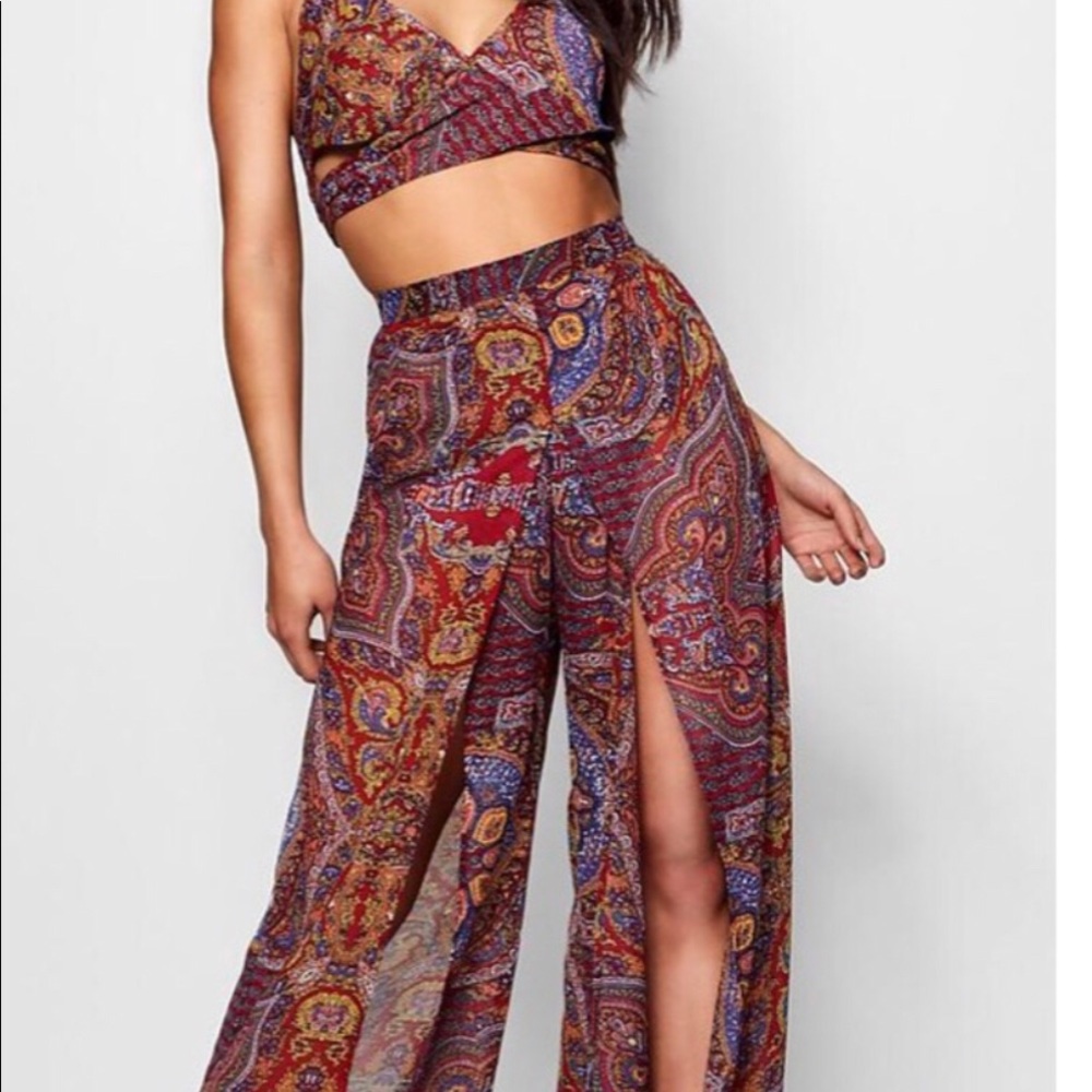 Two piece pattern set